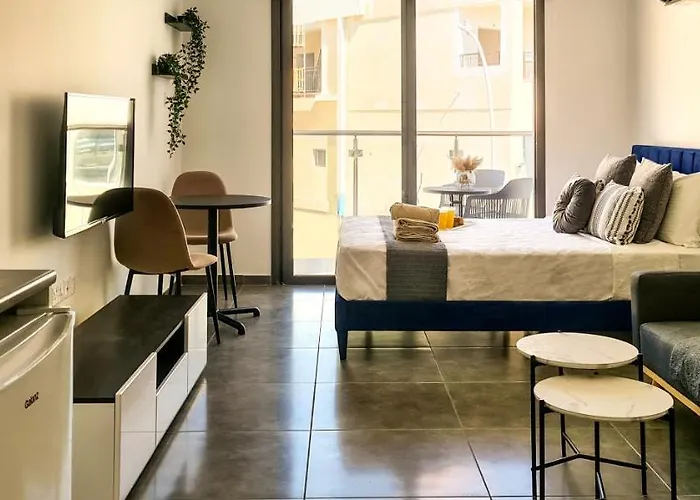 Phaedrus Living: Seaside Luxury Flat Athina 116 파포스