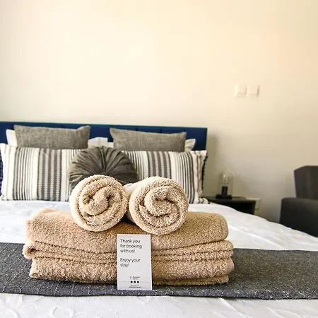 Phaedrus Living: Seaside Luxury Flat Athina 116