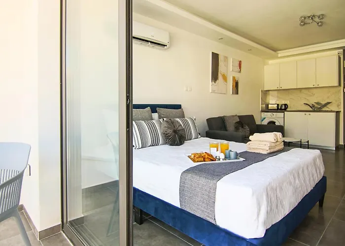 Phaedrus Living: Seaside Luxury Flat Athina 116 * Paphos