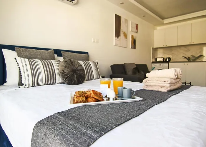 Phaedrus Living: Seaside Luxury Flat Athina 116 Пафос