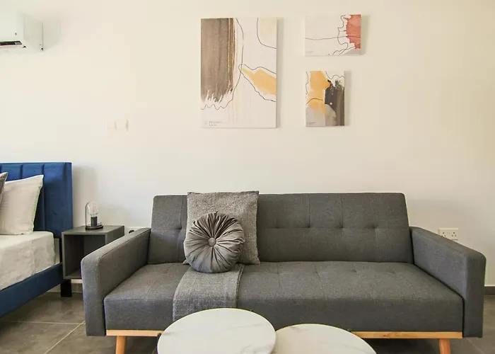 Phaedrus Living: Seaside Luxury Flat Athina 116 *