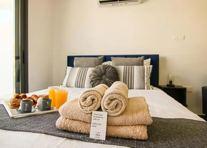 Phaedrus Living: Seaside Luxury Flat Athina 116 Пафос