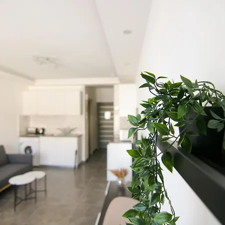 Apartment Phaedrus Living: Seaside Luxury Flat Athina 116 *